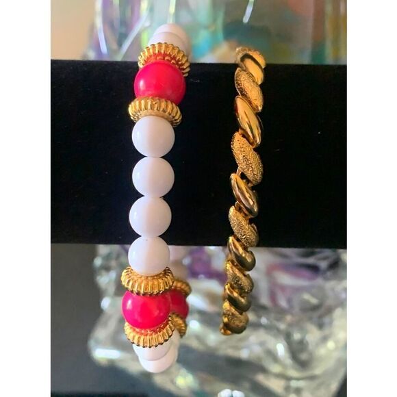 Vintage Bracelets, Wooden Beads and Gold, Set of 2, Unmarked - Picture 2 of 4